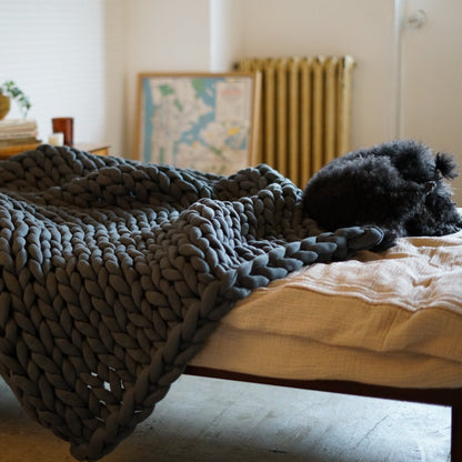 #ENBRY Blanket #5kg #DarkGrey #Bed #dog＃エンブリー エンブレイサブルユー ウェイテッドブランケット ＃5kg ダークグレー　＃加重ブランケット